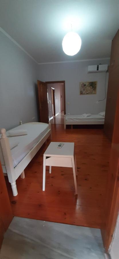 Blerina'S House Apartment ซารานเดอ ภายนอก รูปภาพ