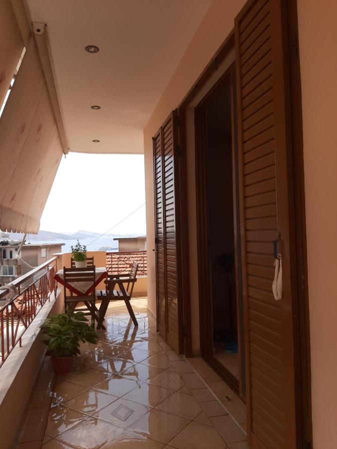 Blerina'S House Apartment ซารานเดอ ภายนอก รูปภาพ